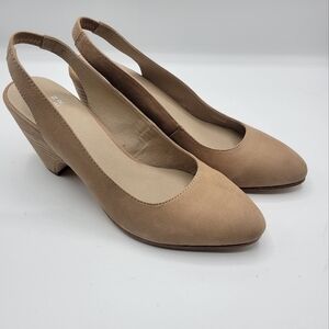 Eileen Fisher Milla slip on with back strap heels size 8